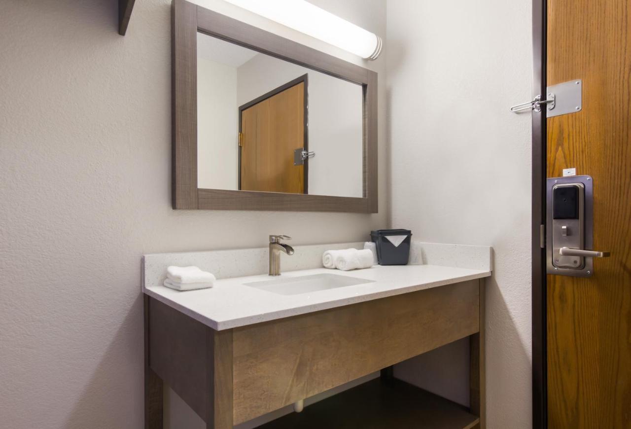 Red Roof Inn Lawrenceburg Zewnętrze zdjęcie